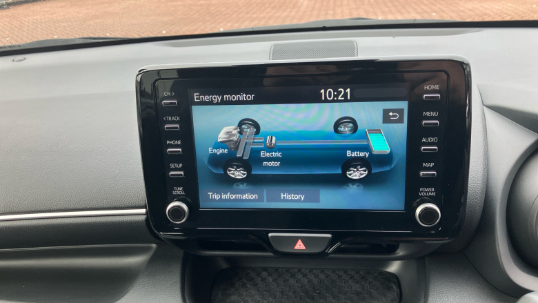 Toyota Yaris 1.5 Hybrid Design 5dr CVT Hybrid Hatchback